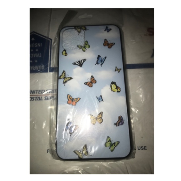 iPhone 11 Pro Max case - Picture 4 of 4